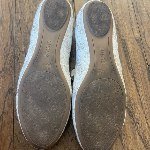 GUESS Kairo womens Ballet Flat Cream and Gold - Picture 4 of 5